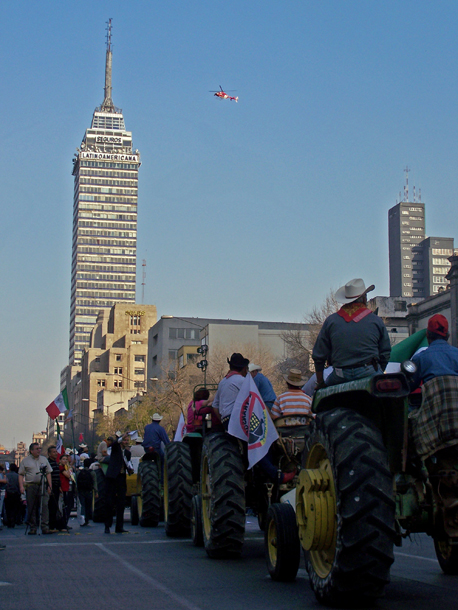 DEL CHAMIZAL AL ZÓCALO