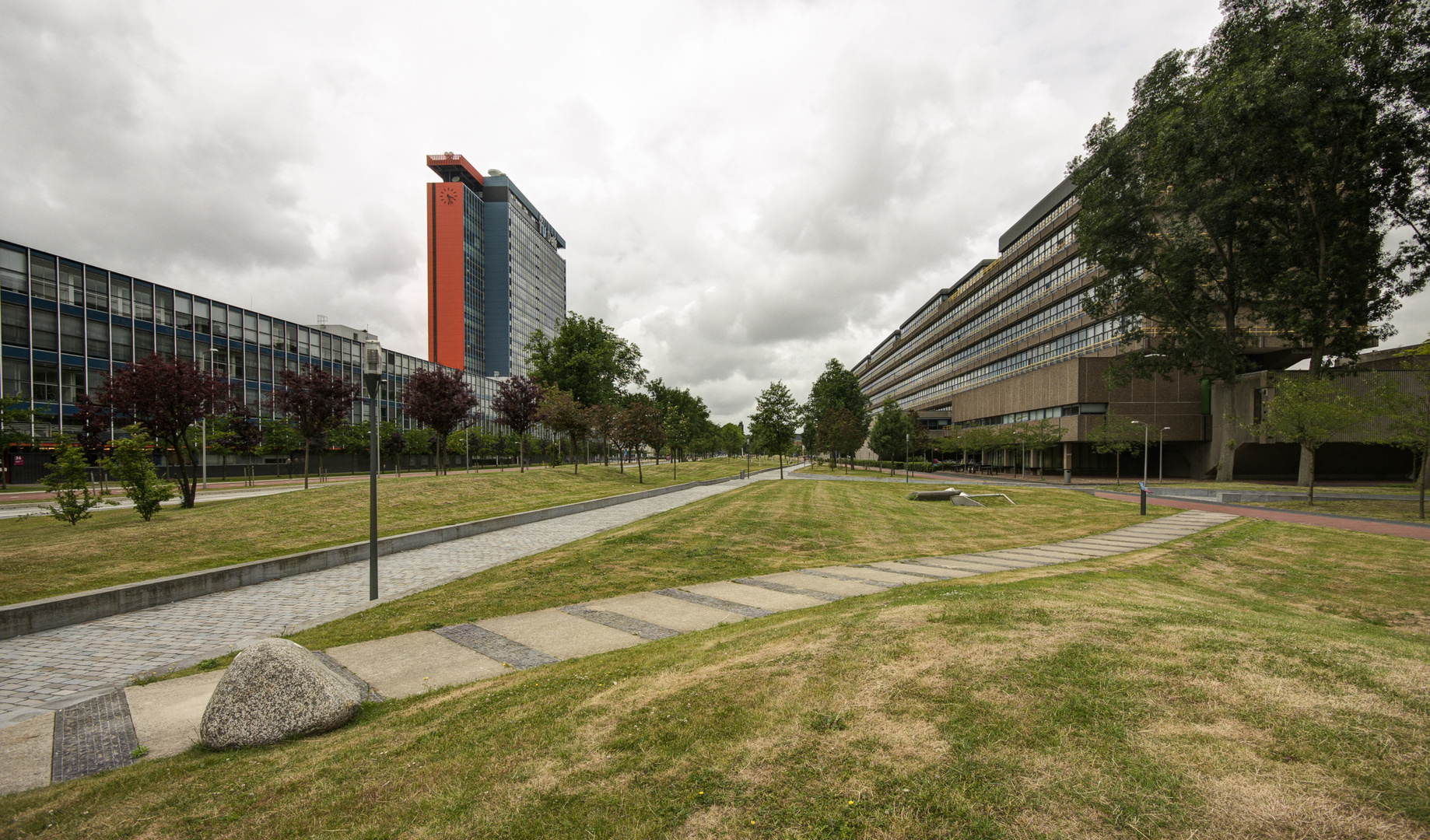 Delft - Mekelweg - Faculty of Electrical Engineering and Faculty of Civil Engineering - 01