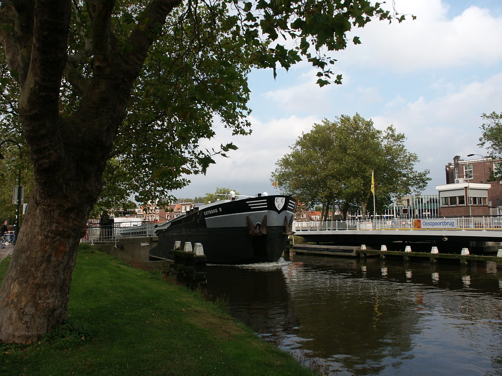 Delft, Oostpoortbrug, Rhein-Schie-Kanal