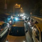 Delhi bei Nacht und Smog (Und wir reden von Feinstaub)