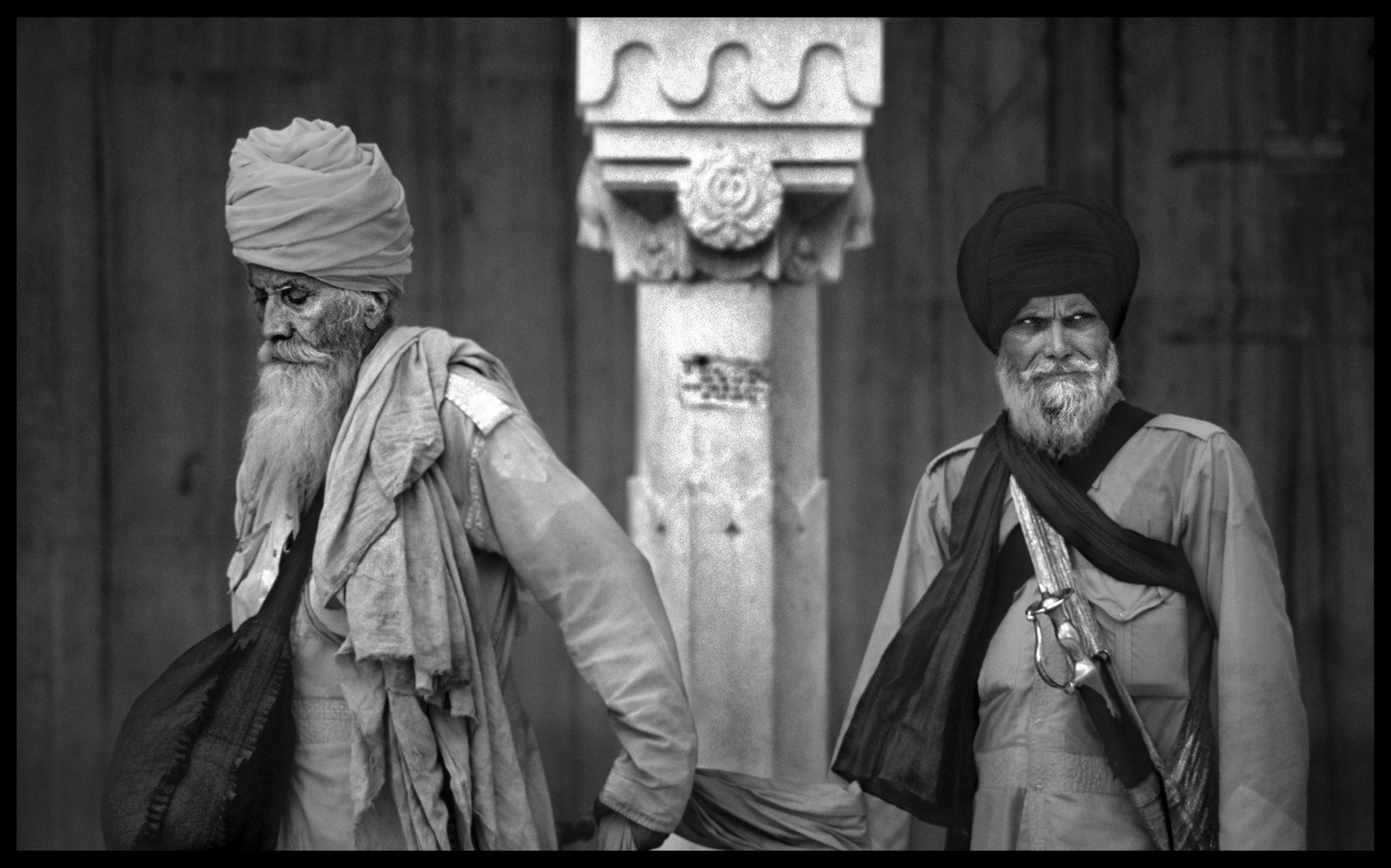 Delhi - Old Sikh in the Gurudwara Bangla Sahib