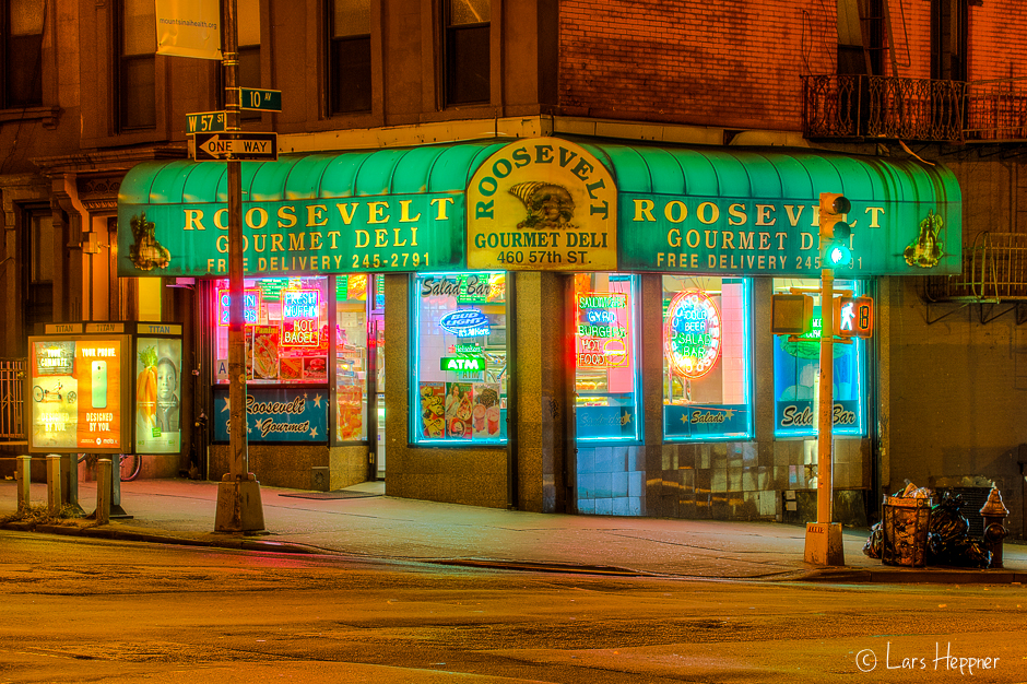 Deli in New York in HDR