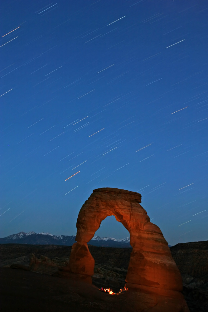 Delicate Arch mit Sternenkreise