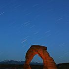 Delicate Arch mit Sternenkreise