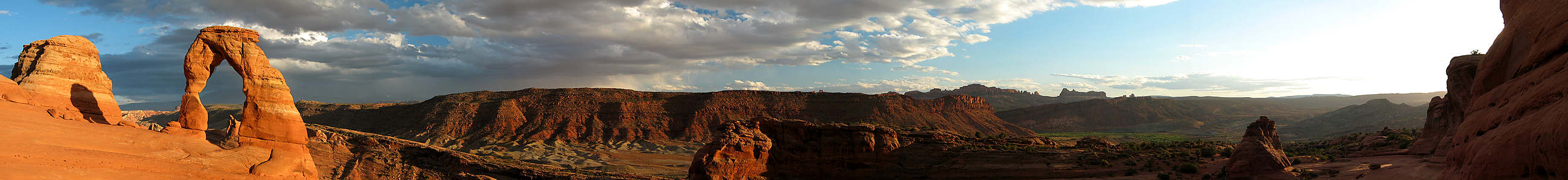 Delicate Arch Panorama