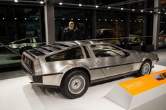 DeLorean DMC-12