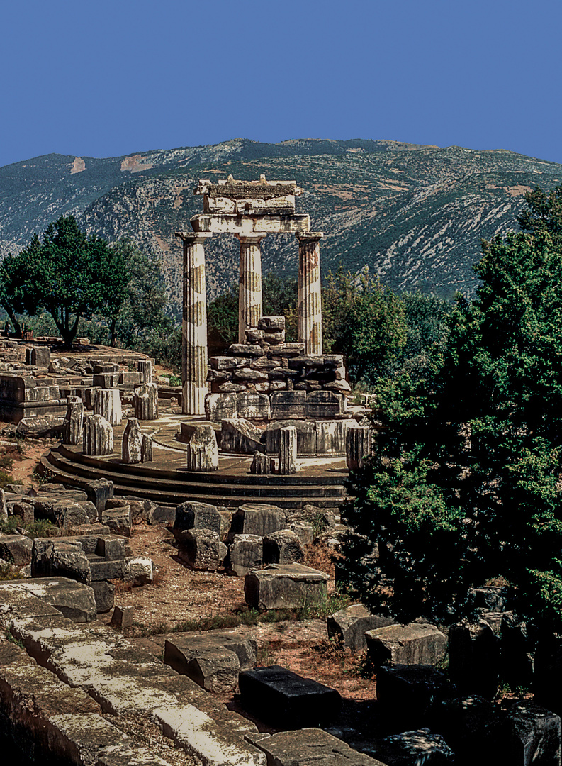 Delphi Peleponnese