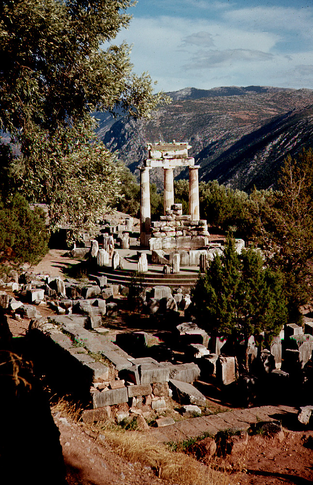 Delphi: Tholos im Heiligtum der Athena Pronaia (reload) 