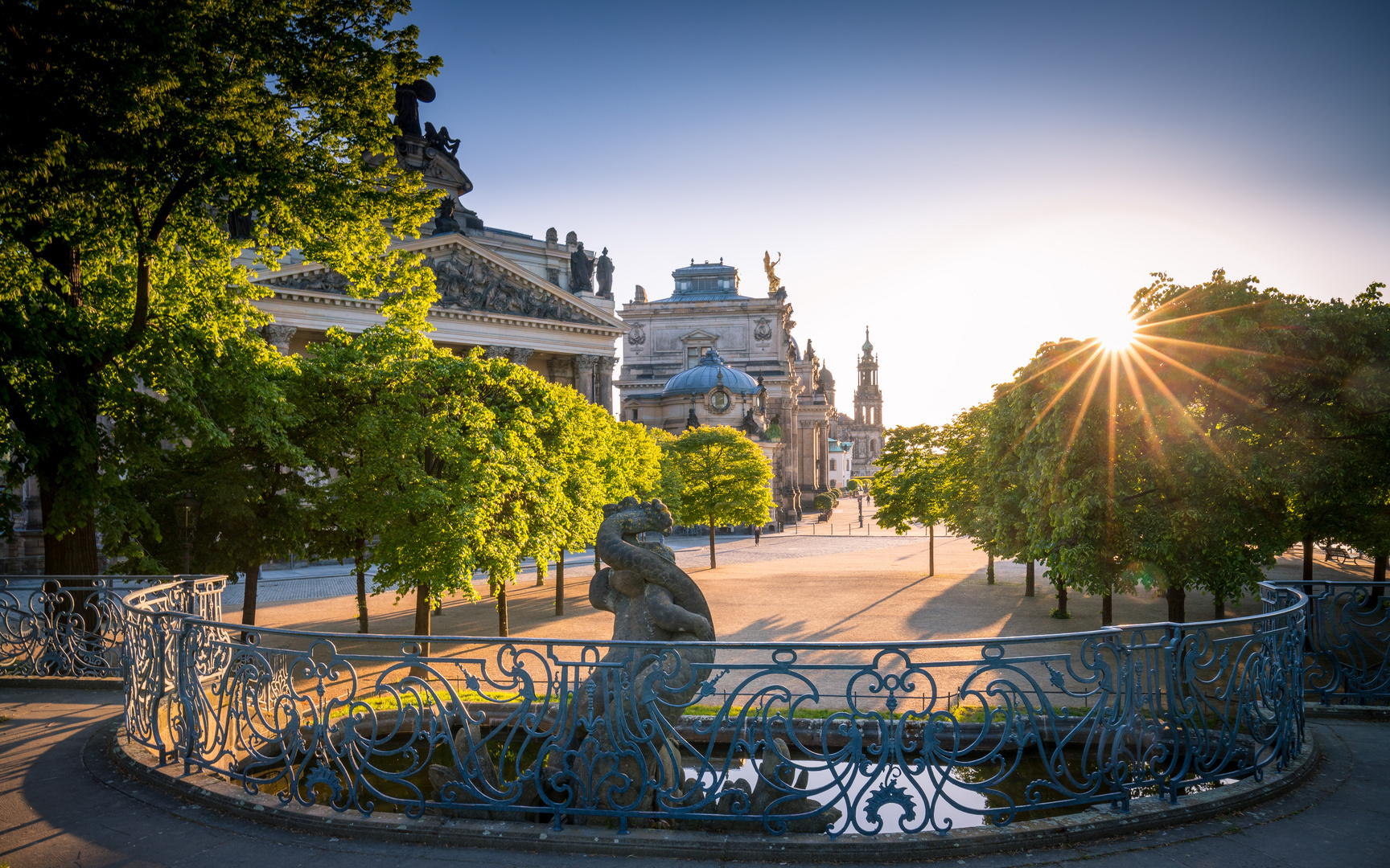 Delphinbrunnen