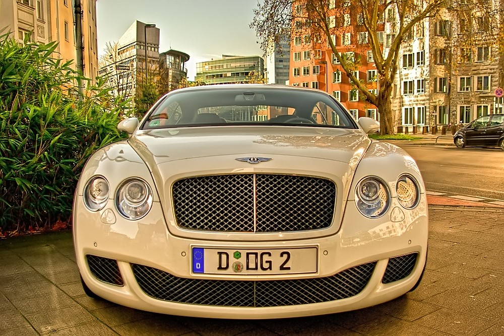 Dem-Hein-singe-Bentley