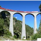 Dem Landwasserviadukt "auf die Pelle" gerückt.