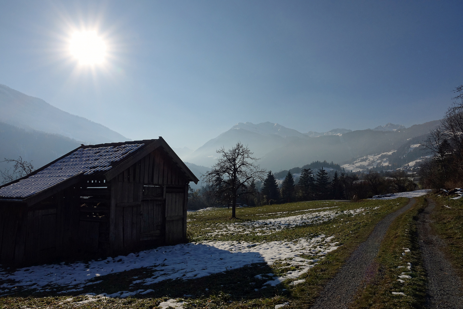 dem Schnee geht es schon wieder an den Kragen..