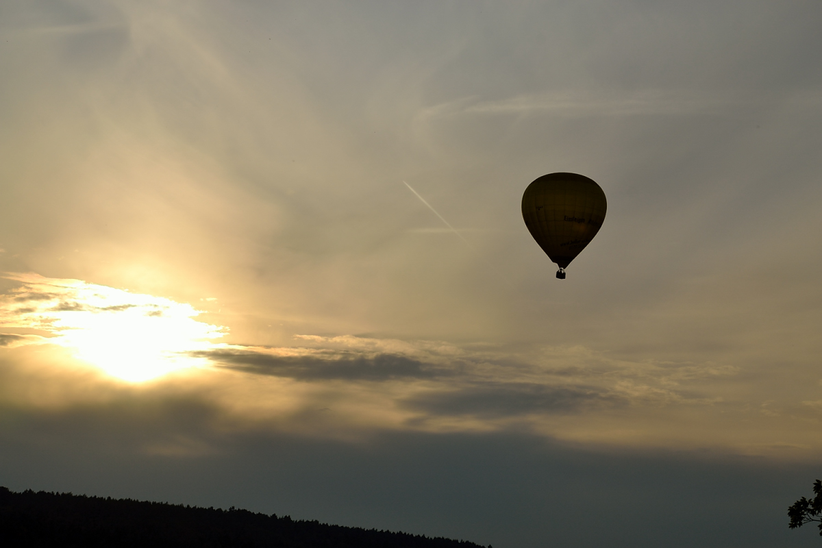 Dem Sonnenuntergang entgegen