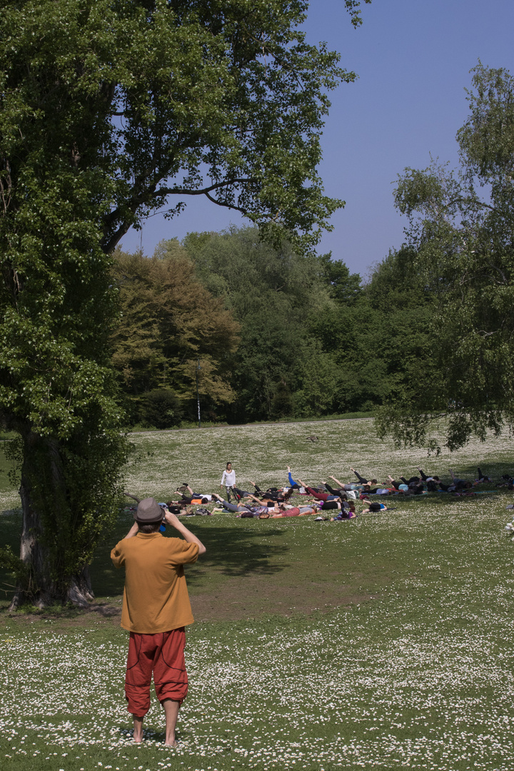 Dem Voyeur ist nichts zu schwör