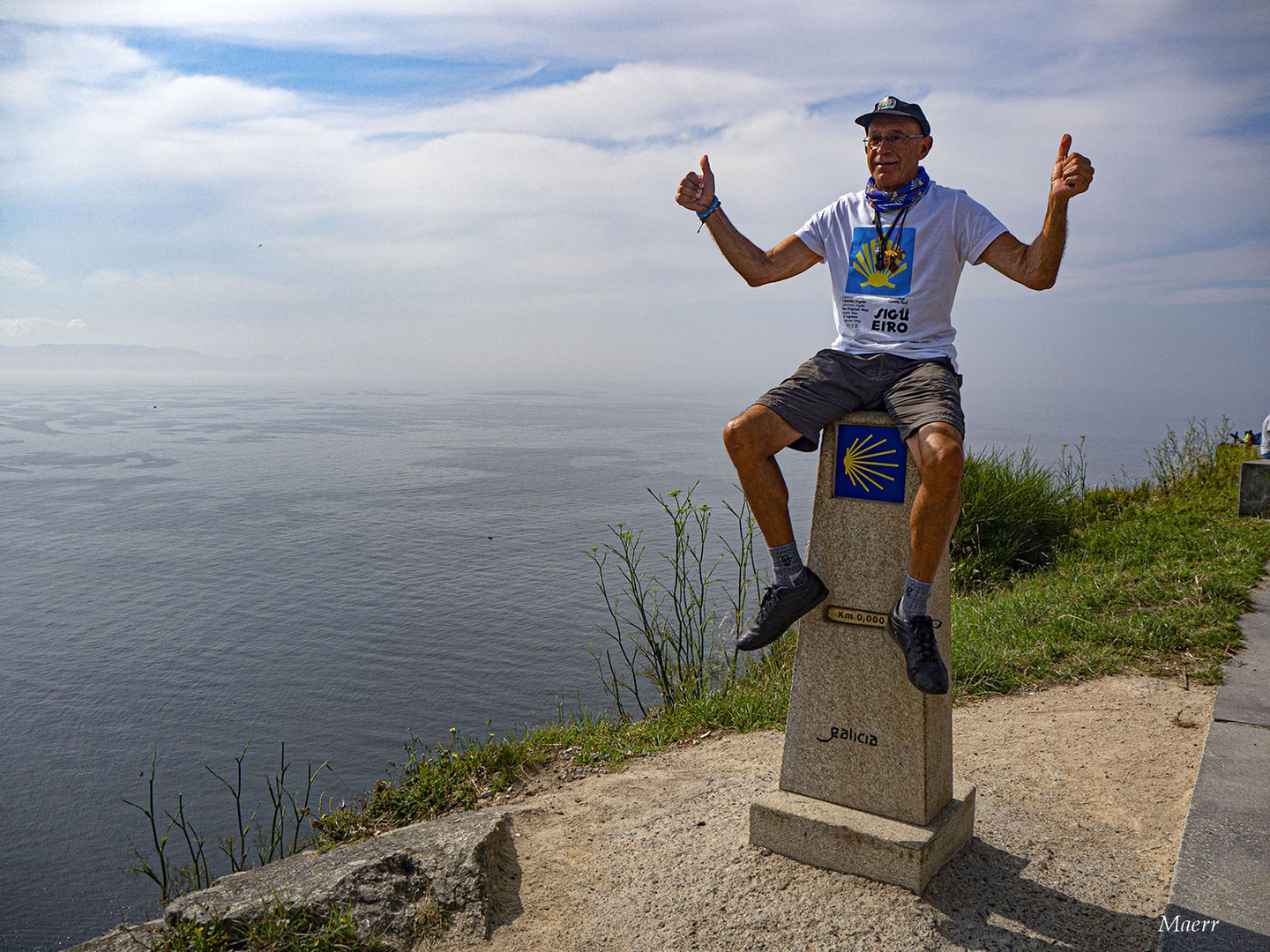 Demetrio en El Km cero de Finisterre. Galicia.