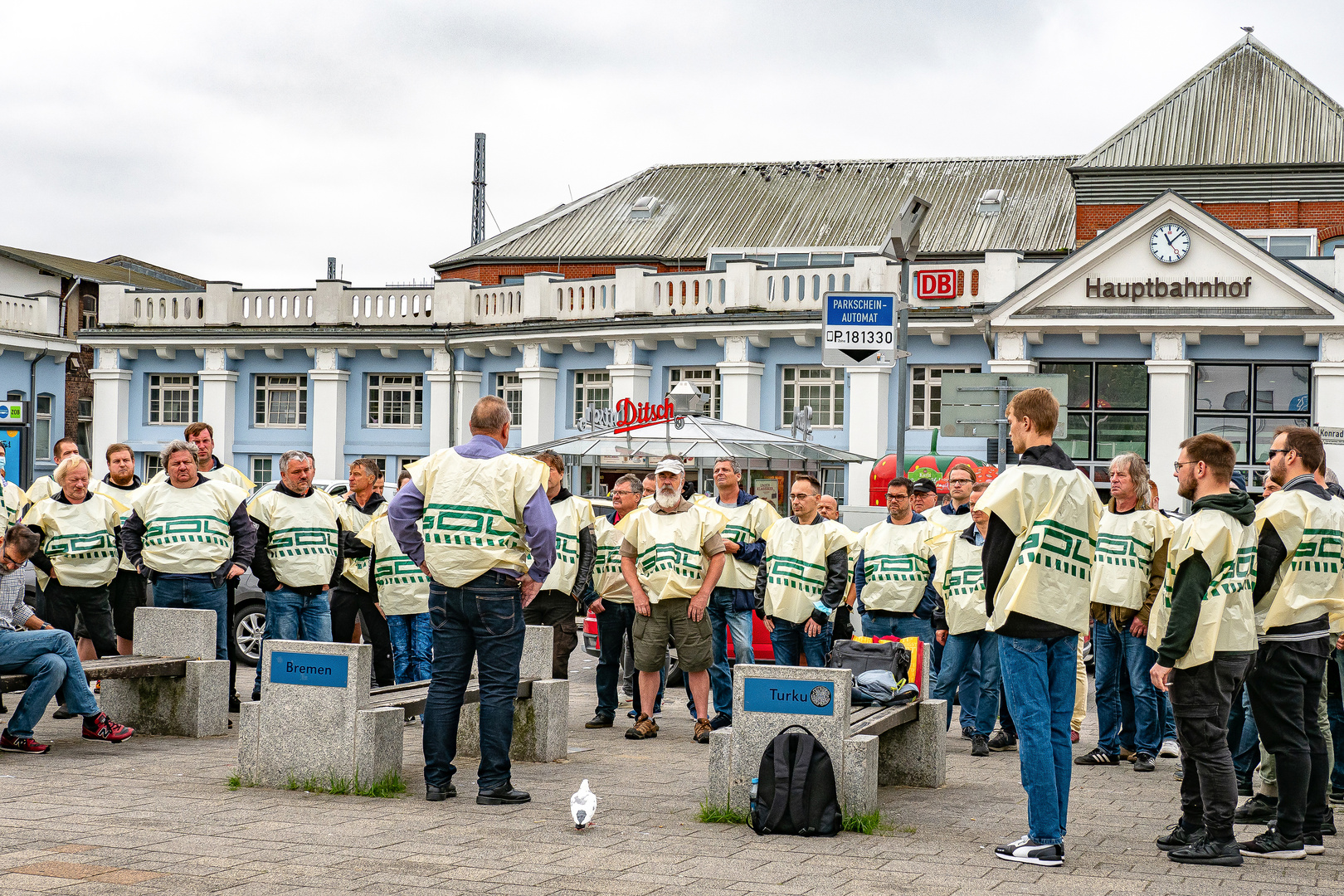 Demo-Aufruf zum Tarifkonflikt GDL : DB in Berlin