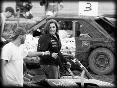 Demo Derby Girl - Way To Go Fist Bump