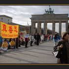 Demo gegen Folter am Brandenburger Tor