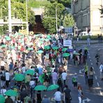 Demonstranten MontagsDEMO in Stuttgart K21 v19Juli2010