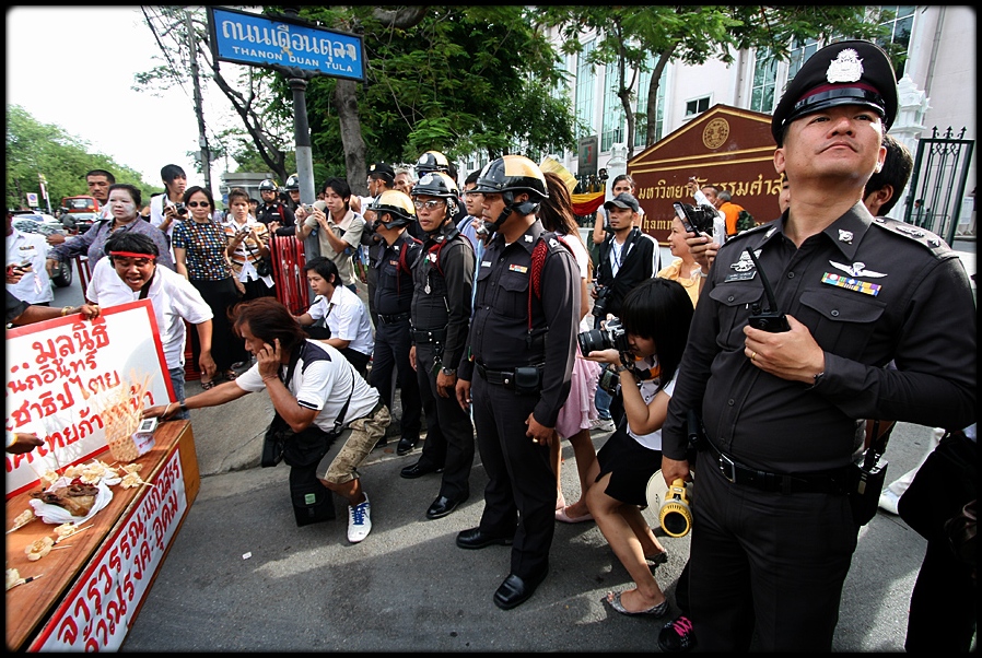 Demonstration against government of Tthailand