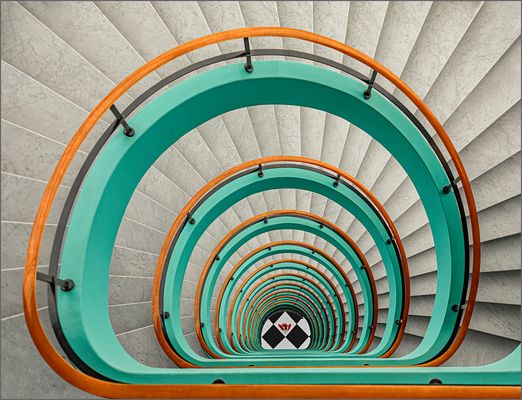 Den Bell_Wendeltreppe