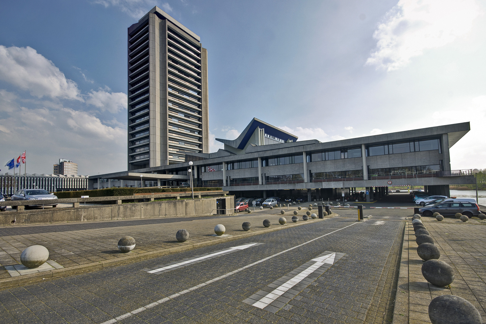 Den Bosch - Brabantlaan - Provincial Government Building - 03