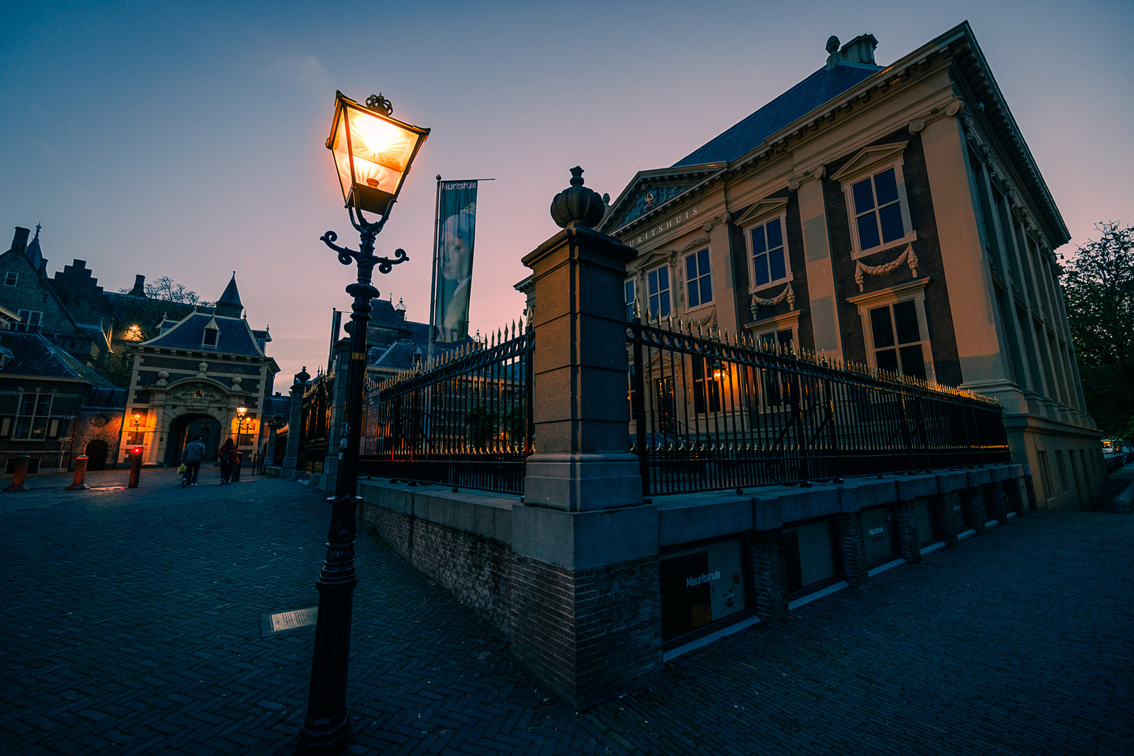 Den Haag - Binnenhof zur blauen Stunde 2