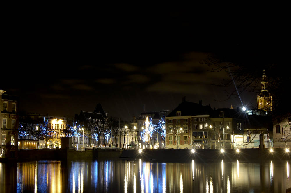 Den Haag by night