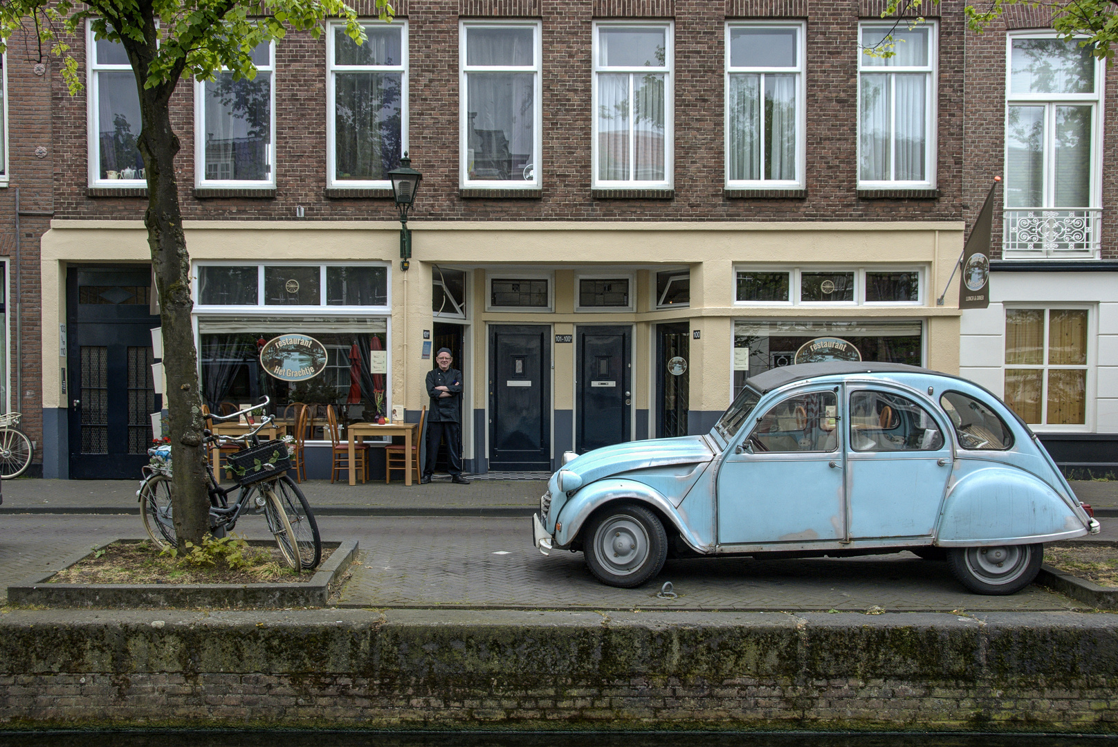 Den Haag - Groenewegje - Restaurant "het Grachtje"