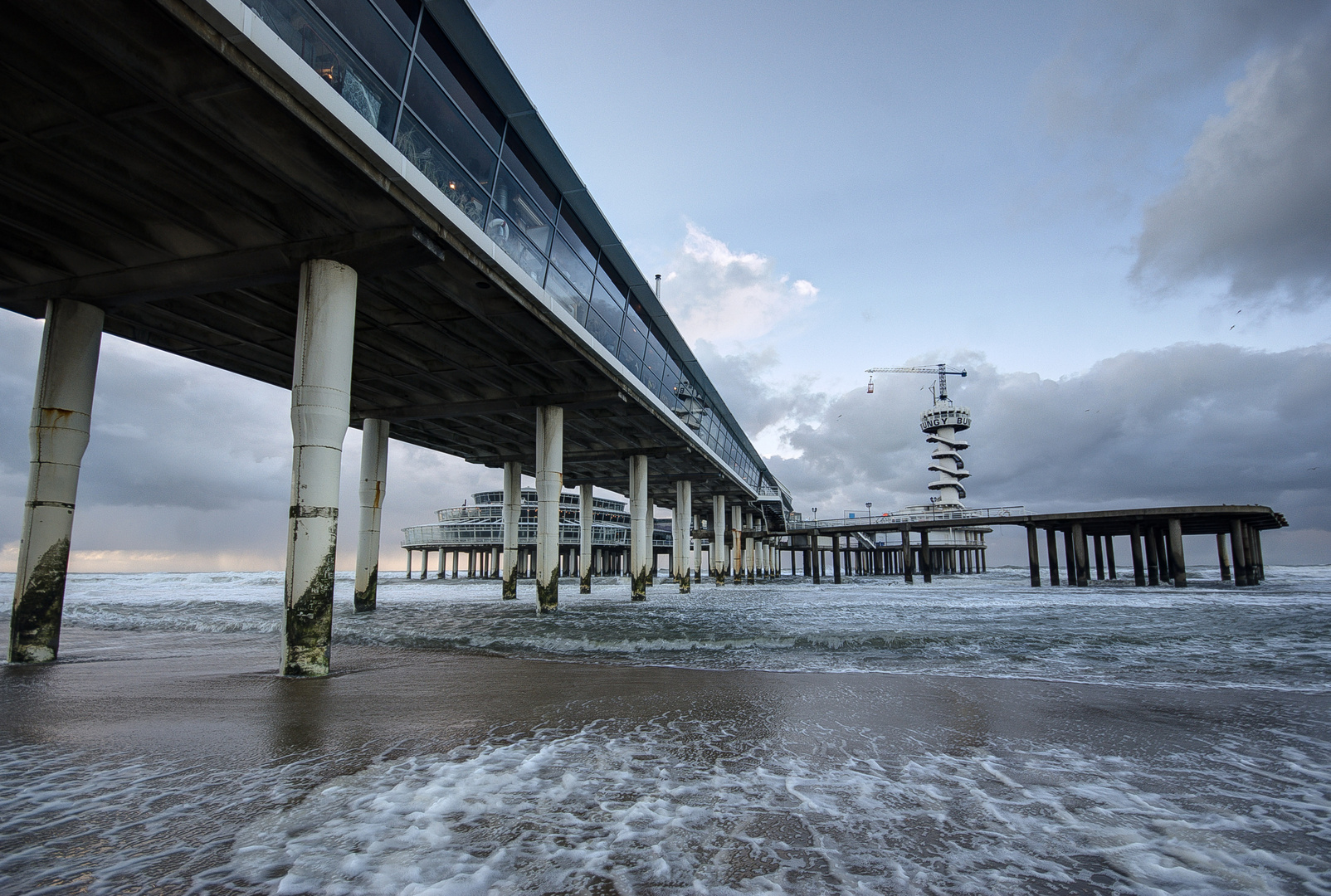 Den Haag (Scheveningen) - de Pier - 01