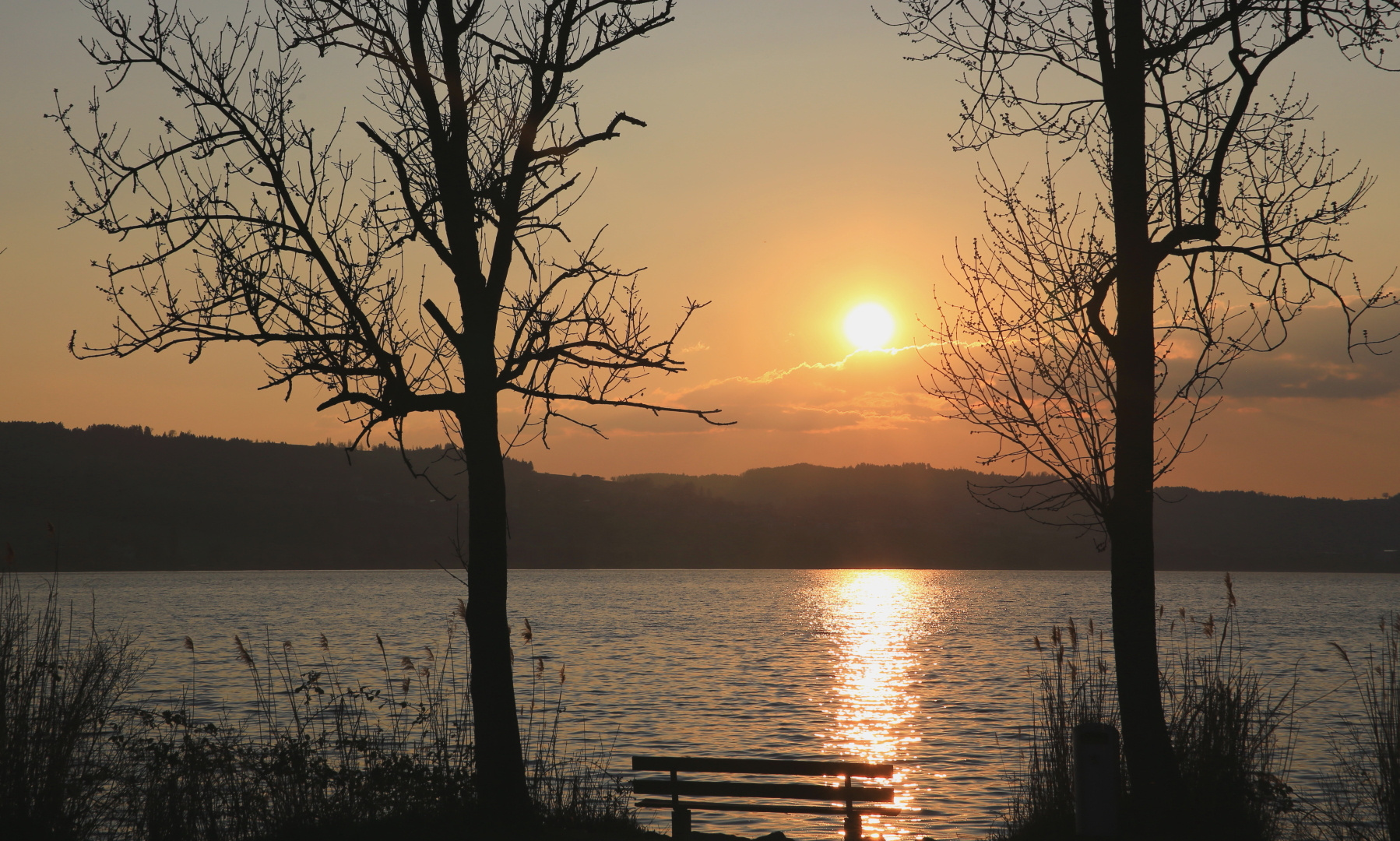 Den Moment der untergehenden Sonne