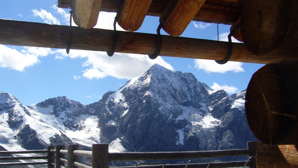 (Den Ortler?) Die Königsspitze im Blick