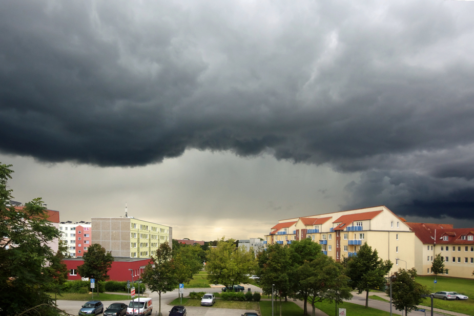 Den täglich Regen gib mir jetzt