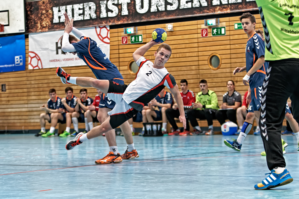 den Torwart im Blick Foto & Bild sport, ballsport, handball Bilder auf