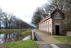 Denekamp - Canal Almelo - Nordhorn - "Schuivenhuisje" (Inlet at Dinkel river) 2
