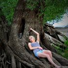 denise-always-sleeps-in-old trees