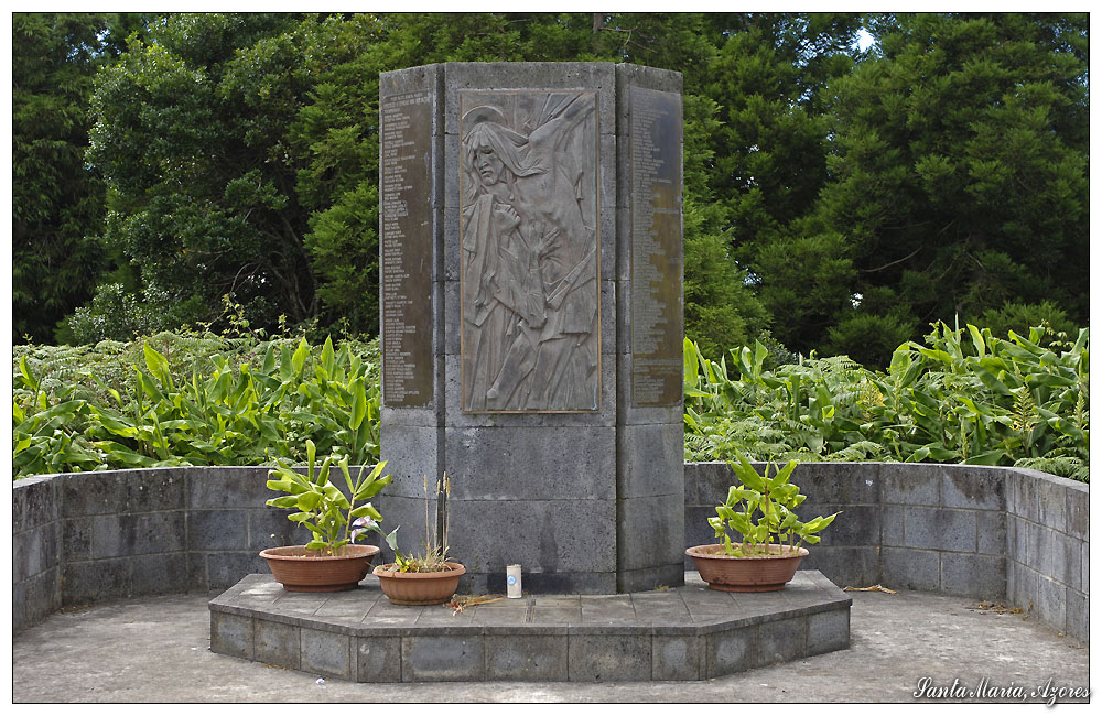 Denkmal am Pico Alto (Santa Maria, Azoren)