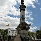 Denkmal auf dem Plaza Grande