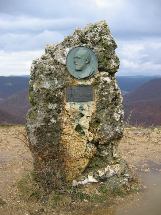 Denkmal auf der Schwäbischen Alp