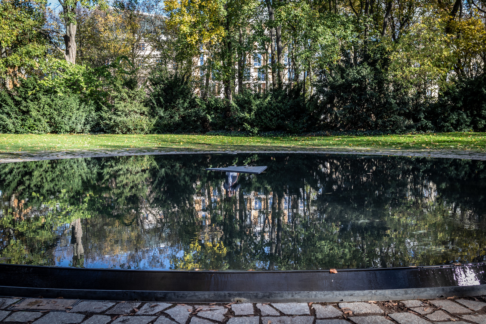 Denkmal der Ermordeten Sinti  und Roma in Berlin