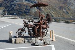 Denkmal des ewigen Motorradfahrers