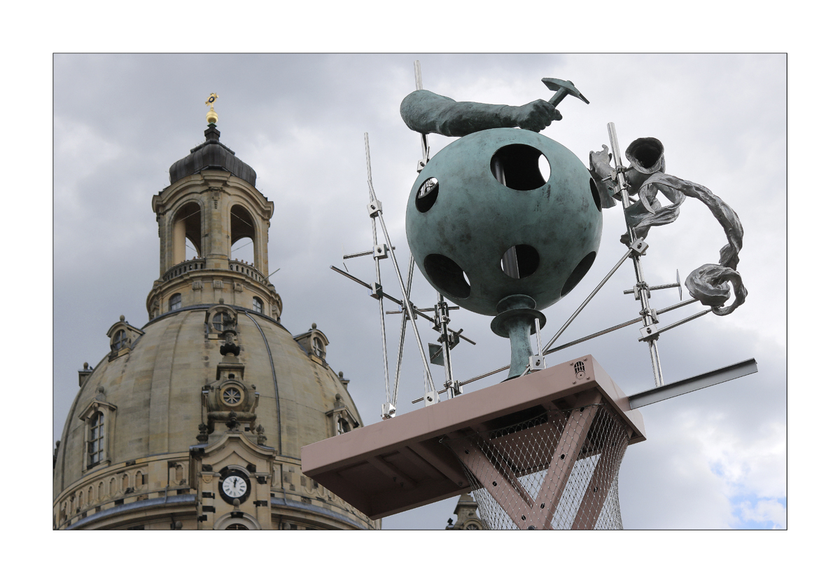 denkmal für den permanenten neuanfang | dresden