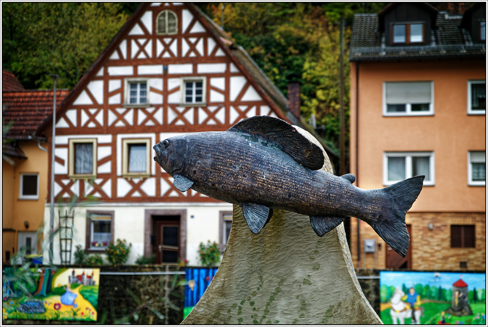 Denkmal für die Äsche in Waischenfeld