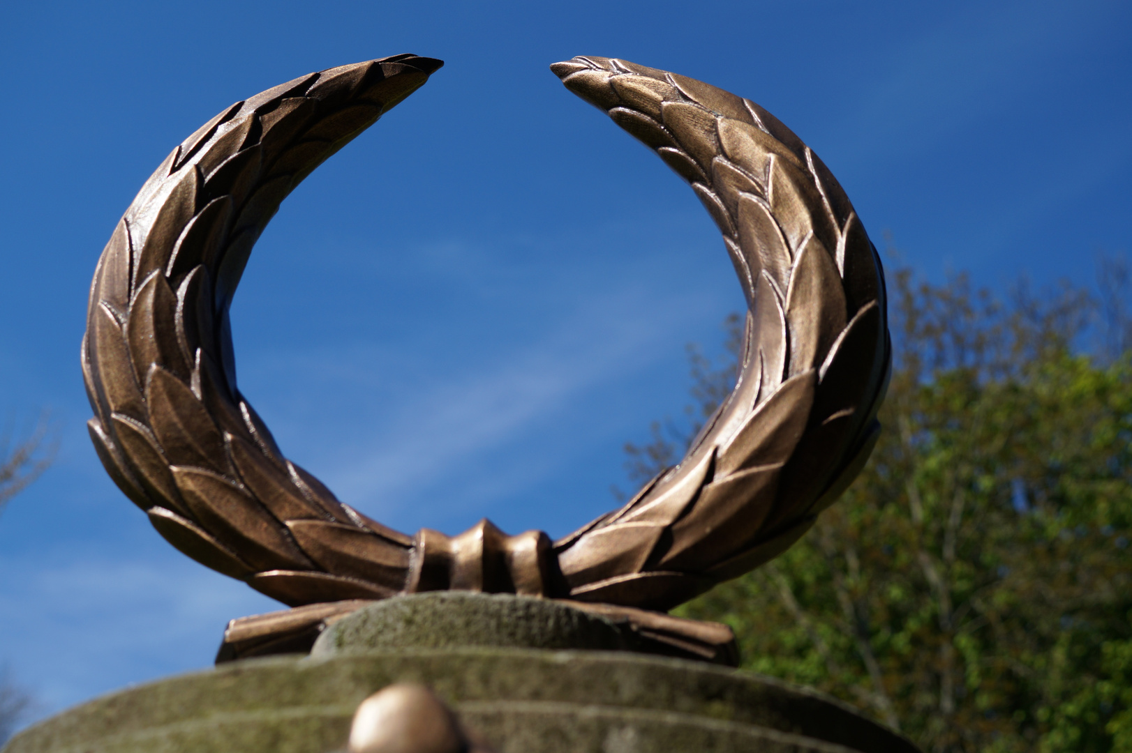 Denkmal im Schloßpark Fallersleben