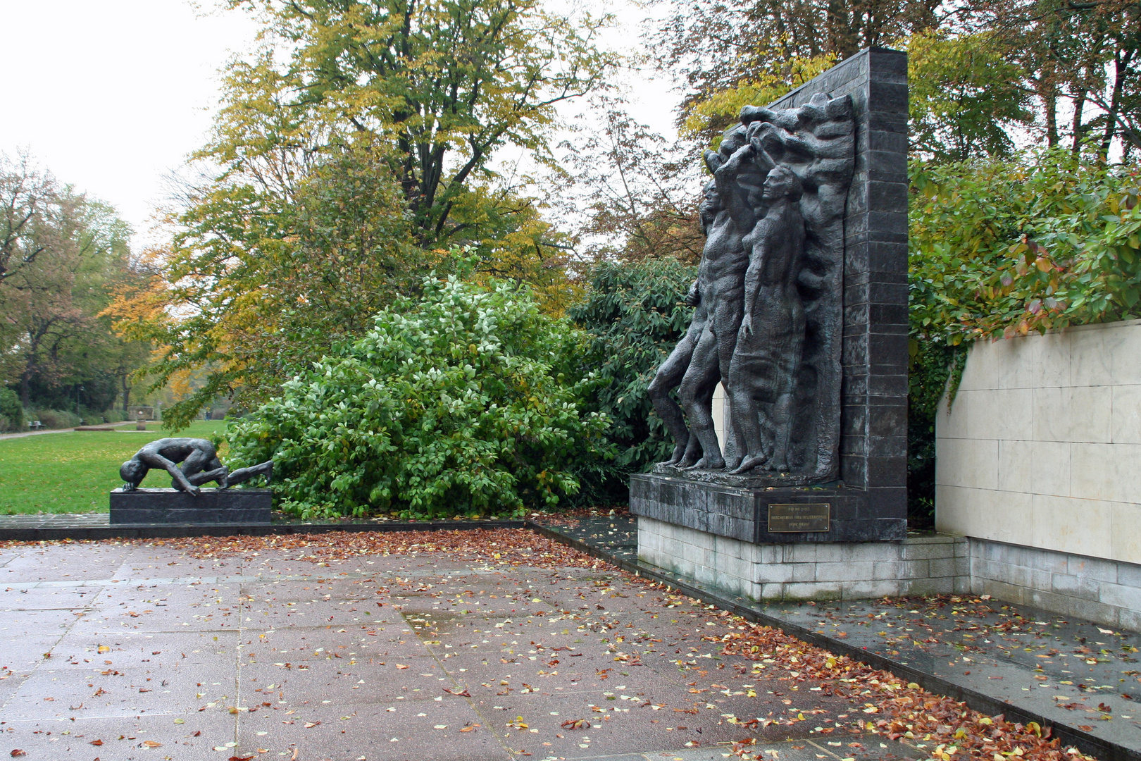 Denkmal in der Puschkinpromenade