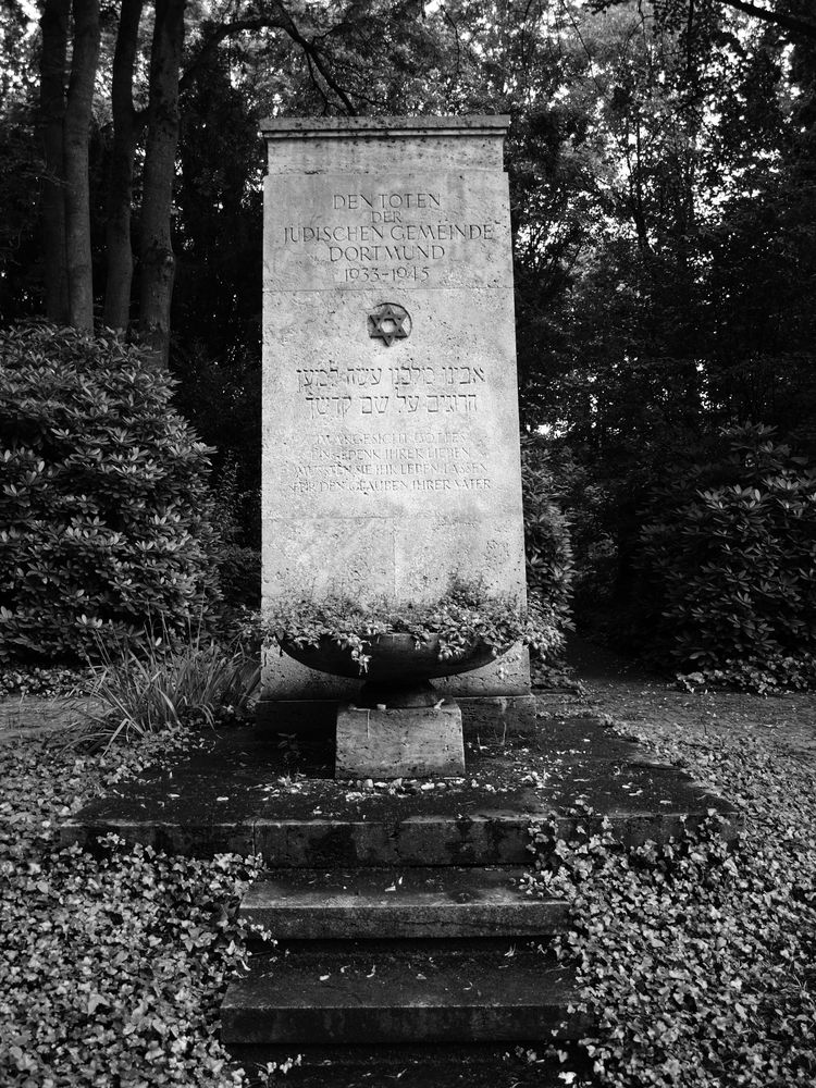 Denkmal jüdischer Teil Ostfriedhof Dortmund