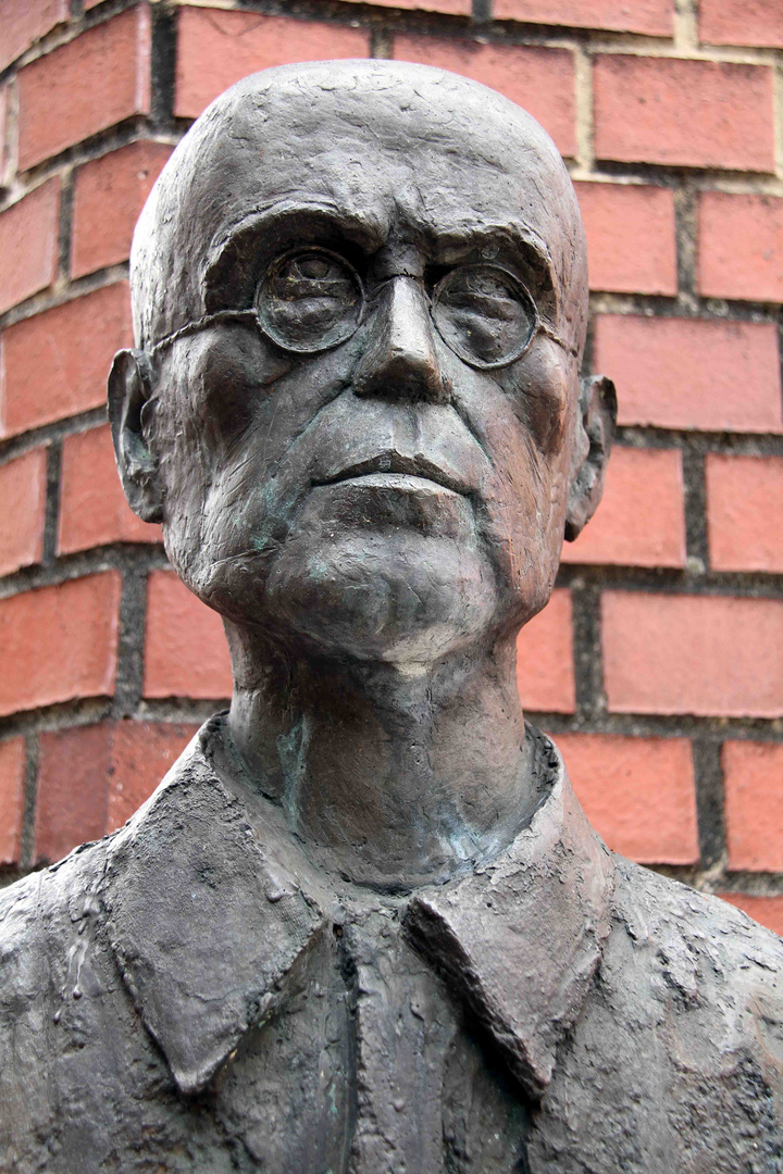 Denkmal von Maximilian Kolbe in der Memminger Innenstadt