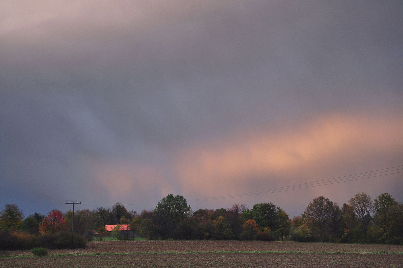 ....denn der Wind treibt Regen übers Land