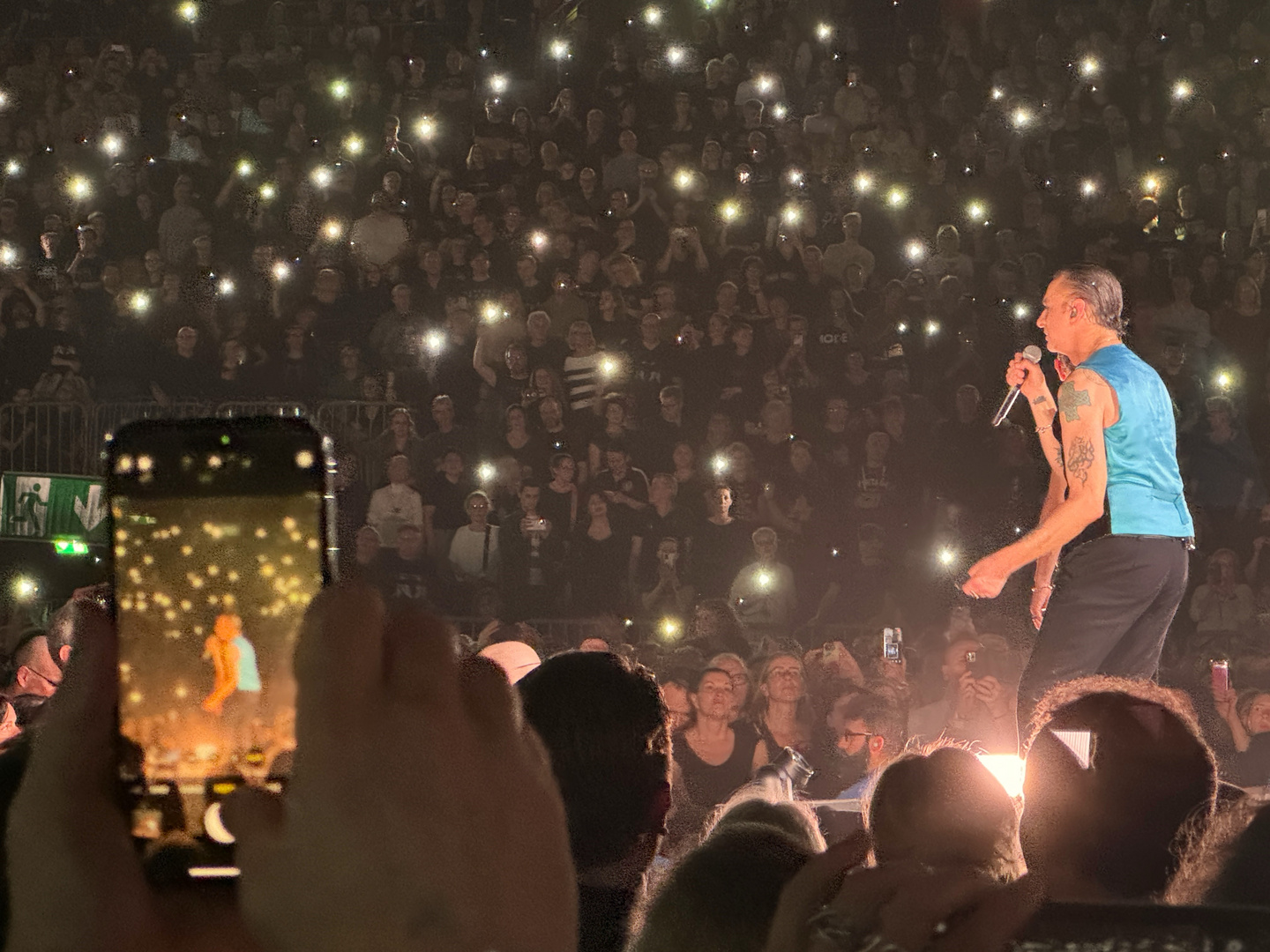 Depeche Mode 03.04.2024 Köln Lenxess Arena