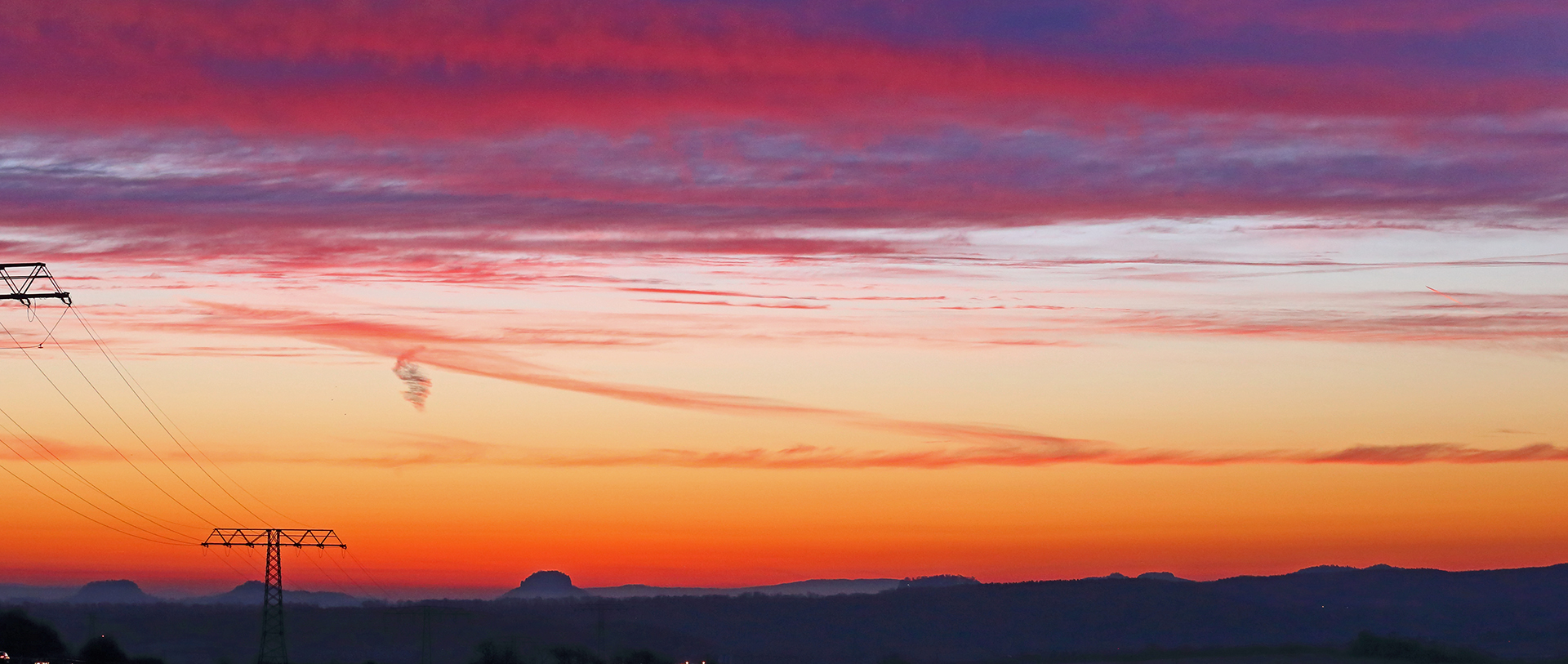 Der 02. März 2022 hat am Morgen sehr viel Freude mit außergewöhnlichem Himmel bereitet...